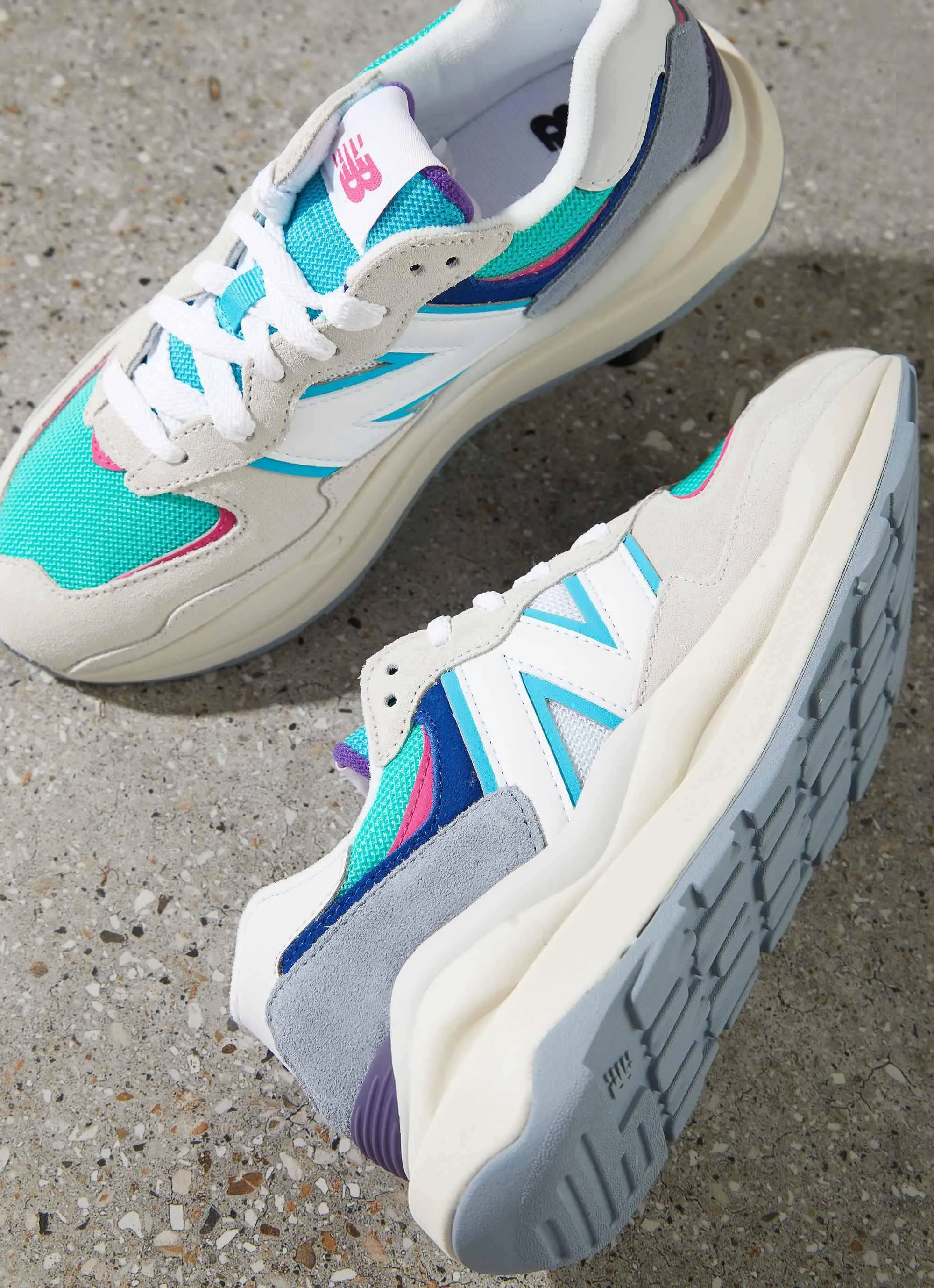5740 Sneaker - Multi