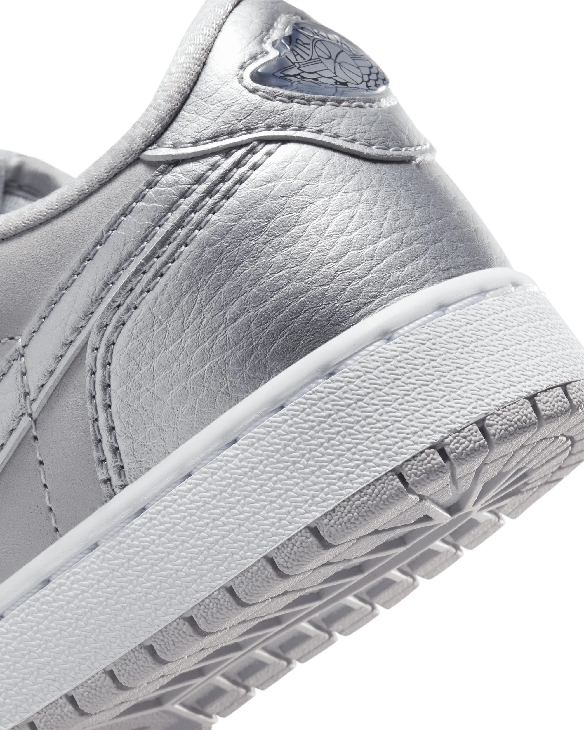 Air Jordan 1 Retro Low OG GS - Neutral Grey / Metallic Silver / White