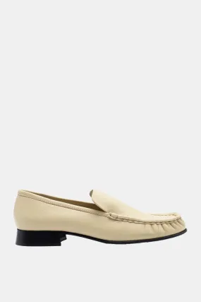 Bodil Nappa Loafer in Cream