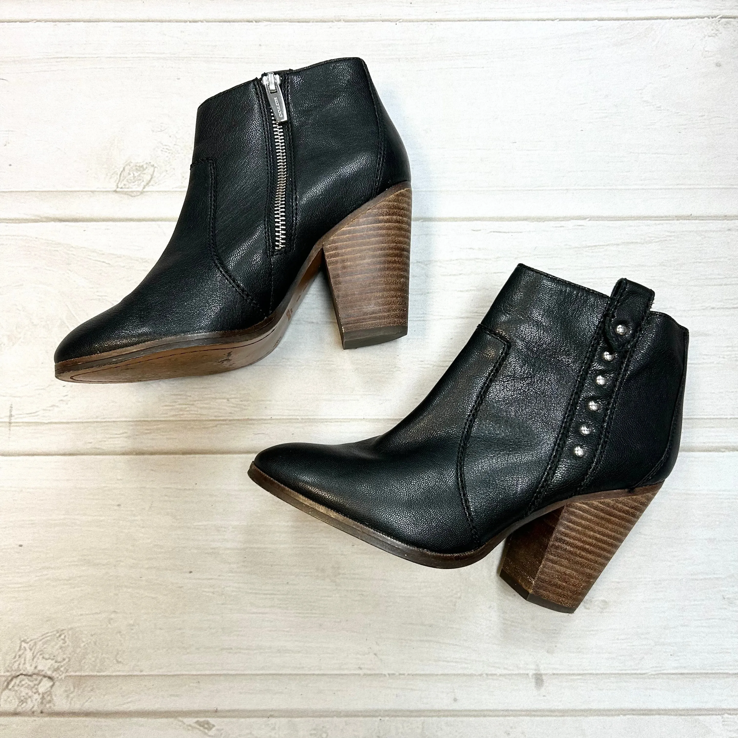 Boots Designer By Coach  Size: 6