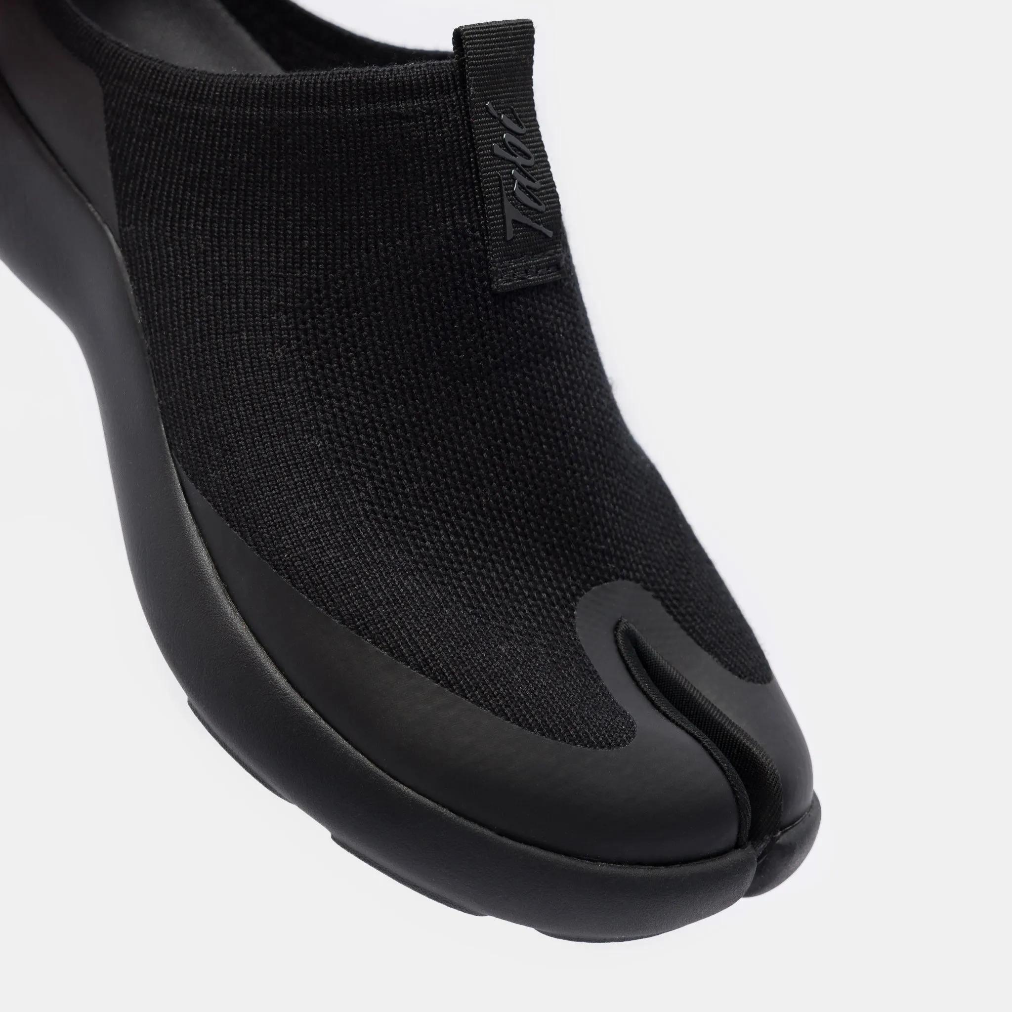 Womens Tabi Mule in Black